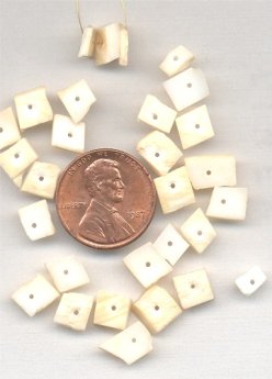 100 VINTAGE GENUINE SEA SHELL ASSORTED CHIP BEADS 100 VINTAGE GENUINE SEA SHELL ASSORTED CHIP BEADS