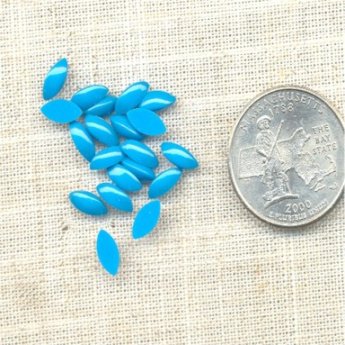 100 VINTAGE TURQUOISE 8X4mm. NAVETTE CABOCHONS 100 VINTAGE TURQUOISE 8X4mm. NAVETTE CABOCHONS